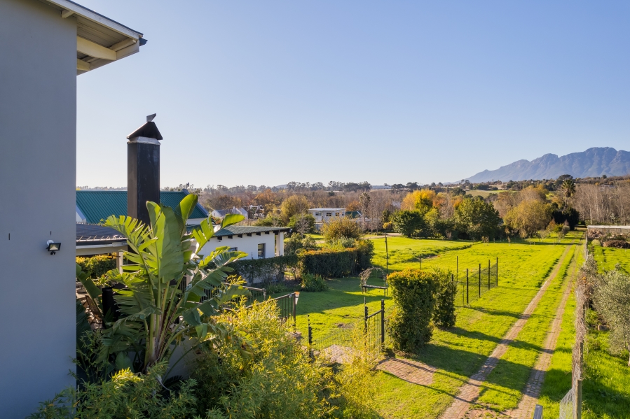 5 Bedroom Property for Sale in Jamestown Western Cape